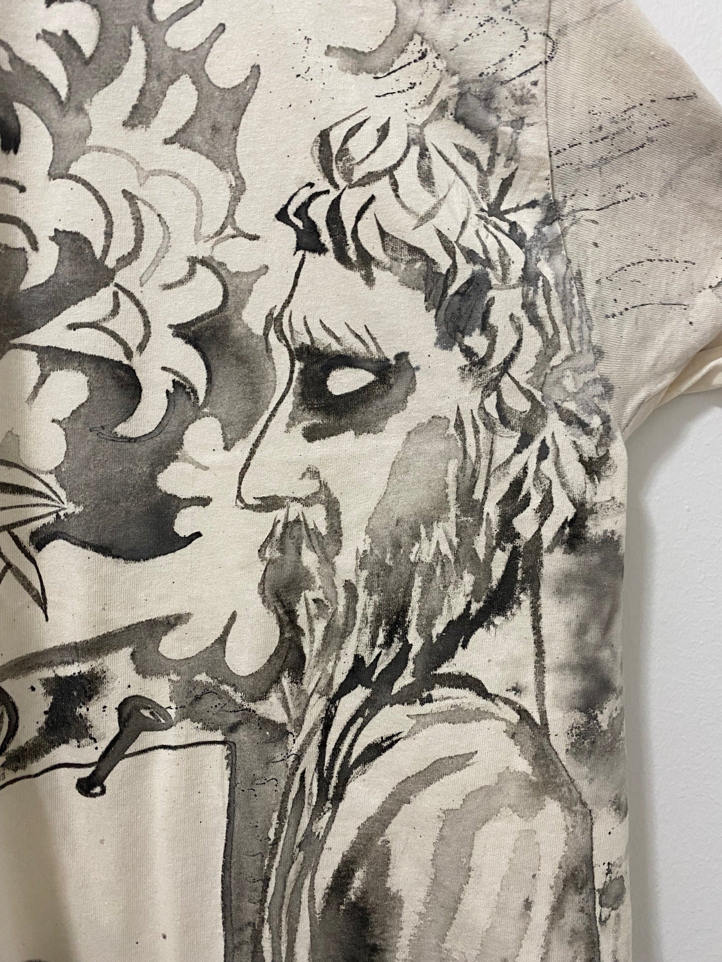 Bust Dreamscape with Flowers and Frame (Size XL)